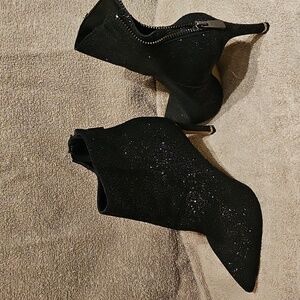 Kenneth Cole New York Black  Glitter Leather Upper Riley Simple Bootie 5